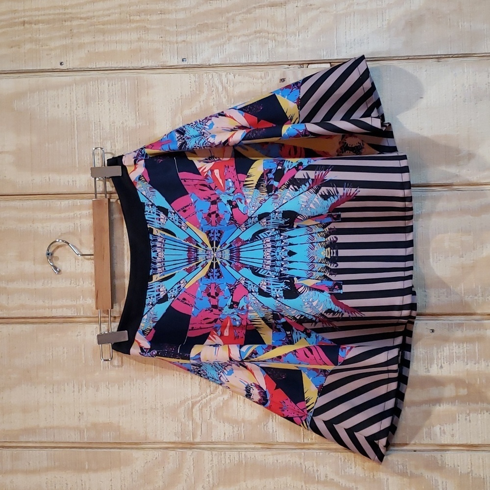 Jealous Tomato Multi-Color Abstract Print A-Line Skirt Size S